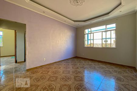 Sala de apartamento para alugar com 2 quartos, 72m² em Penha, Rio de Janeiro