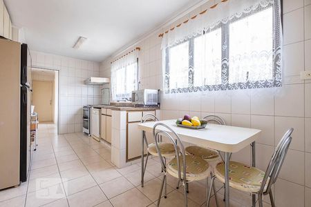 Apartamento à venda com 163m², 4 quartos e 3 vagasCozinha