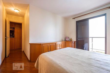Apartamento à venda com 163m², 4 quartos e 3 vagasSuíte 1