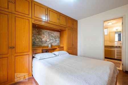 Apartamento à venda com 163m², 4 quartos e 3 vagasSuíte 1
