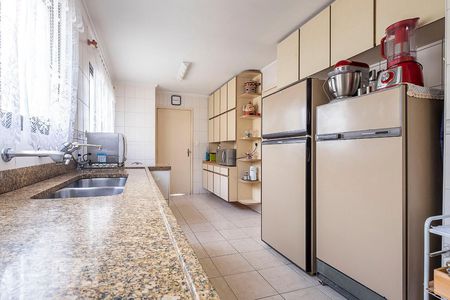 Apartamento à venda com 163m², 4 quartos e 3 vagasCozinha