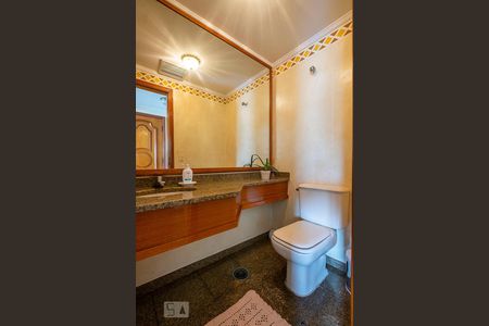 Apartamento à venda com 163m², 4 quartos e 3 vagasLavabo