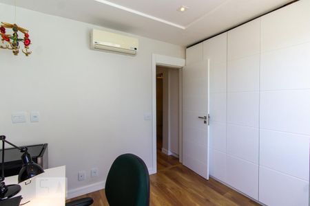 Apartamento à venda com 146m², 3 quartos e 1 vaga Apartamento à venda com 146m², 3 quartos e 1 vagaQuarto 2