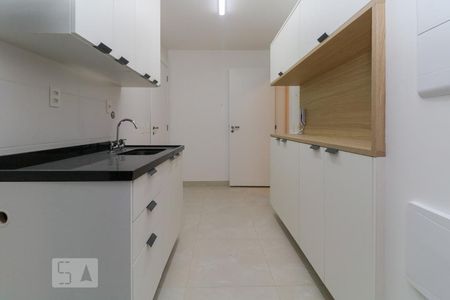 Apartamento para alugar com 150m², 2 quartos e 2 vagasCozinha