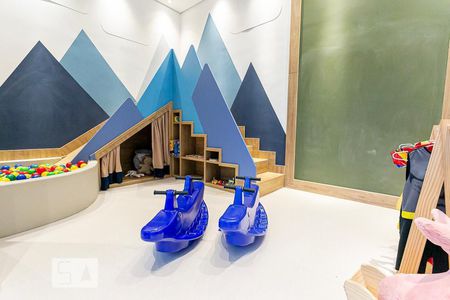 Apartamento para alugar com 150m², 2 quartos e 2 vagasÁrea Comum - Playground