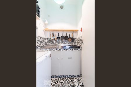 Cozinha de apartamento para alugar com 1 quarto, 40m² em República, São Paulo