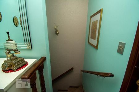 Casa à venda com 260m², 3 quartos e 6 vagasEscada