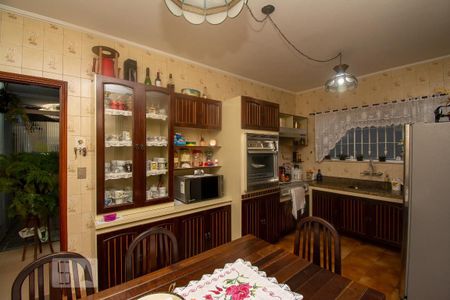 Casa à venda com 260m², 3 quartos e 6 vagasCozinha