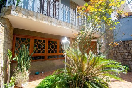 Casa à venda com 260m², 3 quartos e 6 vagasFachada