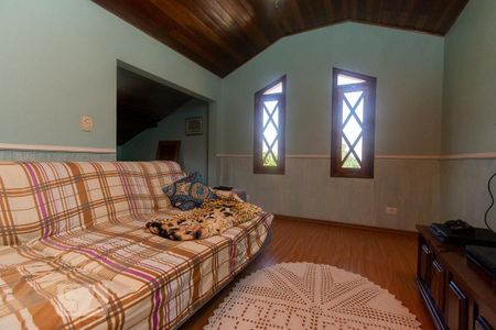 Casa à venda com 260m², 3 quartos e 6 vagasSótão