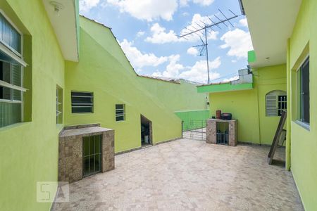 Casa para alugar com 75m², 1 quarto e 1 vagaQuintal