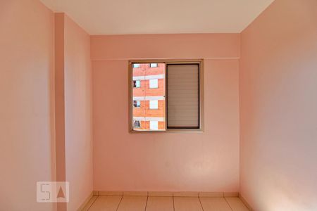 Quarto 1 de apartamento para alugar com 2 quartos, 50m² em Jardim Catanduva, São Paulo