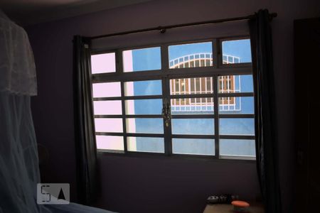 Casa para alugar com 120m², 3 quartos e 1 vagaQuarto da Edícula