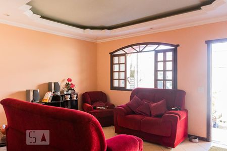 Sala de casa à venda com 4 quartos, 240m² em Jardim Guanabara, Belo Horizonte