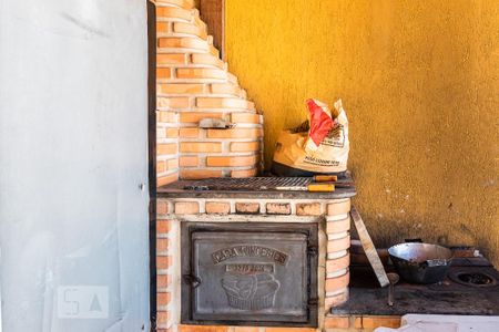 Casa à venda com 240m², 4 quartos e 4 vagas Casa à venda com 240m², 4 quartos e 4 vagasEspaço Gourmet