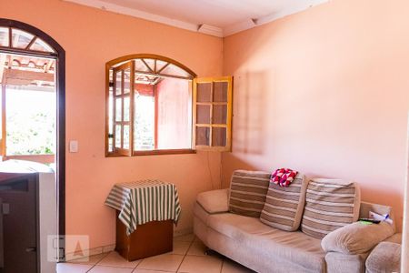 Casa à venda com 240m², 4 quartos e 4 vagas Casa à venda com 240m², 4 quartos e 4 vagasQuarto 3