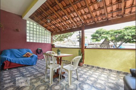 Casa para alugar com 130m², 3 quartos e 2 vagasVaranda Suíte 01