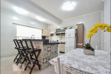 Casa para alugar com 130m², 3 quartos e 2 vagasCozinha