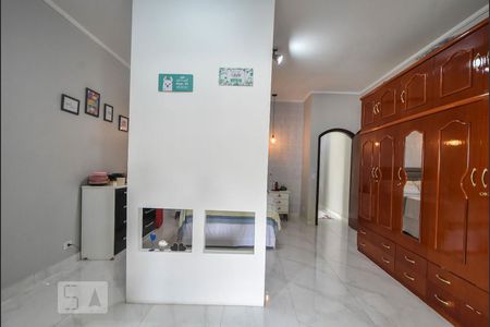 Casa para alugar com 130m², 3 quartos e 2 vagasSuíte 01