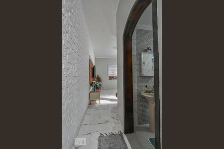 Lavabo de casa para alugar com 3 quartos, 130m² em Jardim Casablanca, São Paulo