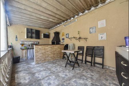 Casa para alugar com 130m², 3 quartos e 2 vagasChurrasqueira