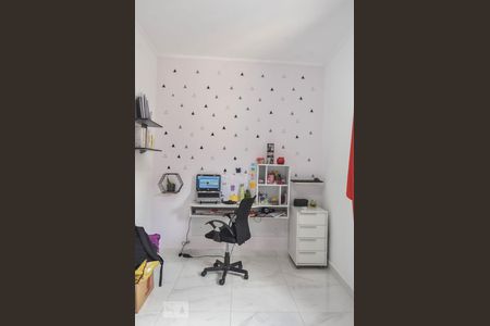 Casa para alugar com 130m², 3 quartos e 2 vagasQuarto 02