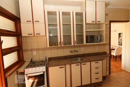 Apartamento para alugar com 77m², 2 quartos e 1 vaga Apartamento para alugar com 77m², 2 quartos e 1 vagaCozinha - Armários