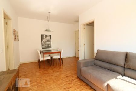 Apartamento para alugar com 77m², 2 quartos e 1 vaga Apartamento para alugar com 77m², 2 quartos e 1 vagaSala