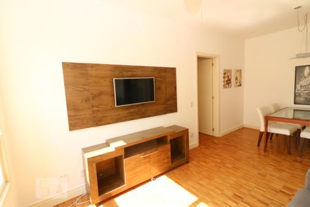 Apartamento para alugar com 77m², 2 quartos e 1 vaga Apartamento para alugar com 77m², 2 quartos e 1 vagaSala