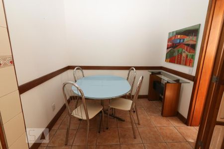 Apartamento para alugar com 77m², 2 quartos e 1 vaga Apartamento para alugar com 77m², 2 quartos e 1 vagaCozinha