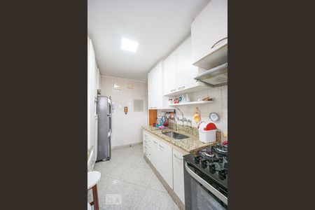Apartamento à venda com 83m², 2 quartos e 1 vaga Apartamento à venda com 83m², 2 quartos e 1 vagaCozinha