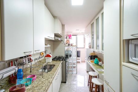 Apartamento à venda com 83m², 2 quartos e 1 vaga Apartamento à venda com 83m², 2 quartos e 1 vagaCozinha