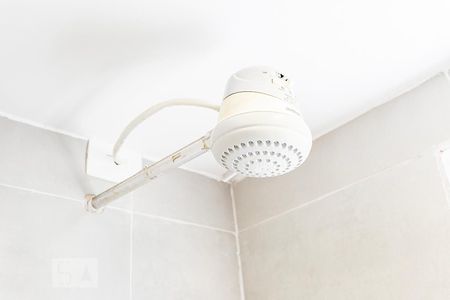 Apartamento à venda com 40m², 1 quarto e 1 vaga Apartamento à venda com 40m², 1 quarto e 1 vagaChuveiro do Banheiro