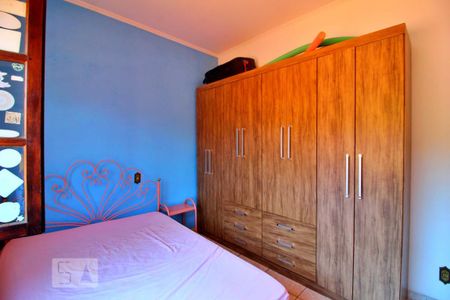 Casa à venda com 175m², 3 quartos e 2 vagasQuarto 3
