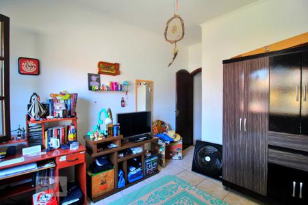 Casa à venda com 175m², 3 quartos e 2 vagasQuarto 2