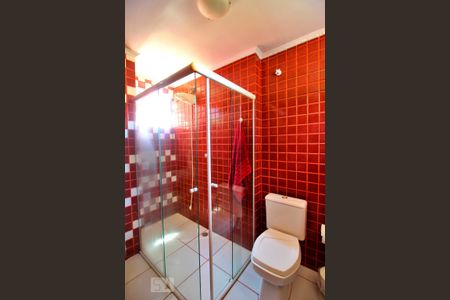 Casa à venda com 175m², 3 quartos e 2 vagasBanheiro da Suíte