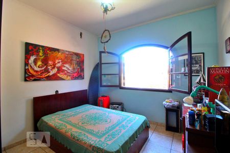 Casa à venda com 175m², 3 quartos e 2 vagasQuarto 2