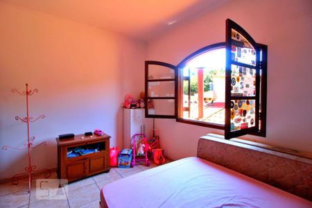 Casa à venda com 175m², 3 quartos e 2 vagasQuarto 3