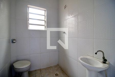 Casa para alugar com 65m², 2 quartos e 1 vagaBanheiro
