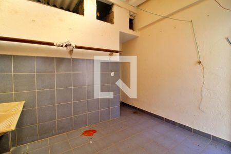 Casa para alugar com 200m², 2 quartos e 1 vagaÁrea de Serviço