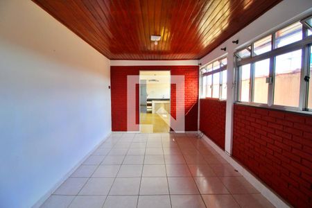 Sala de casa para alugar com 2 quartos, 200m² em Vila Joao Ramalho, Santo André