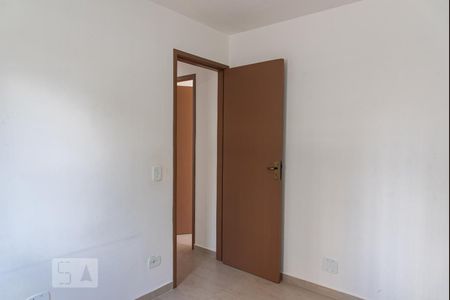 Quarto 2 de apartamento para alugar com 2 quartos, 50m² em Jardim Celeste, São Paulo