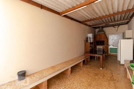 Casa à venda com 193m², 4 quartos e 5 vagasChurrasqueira