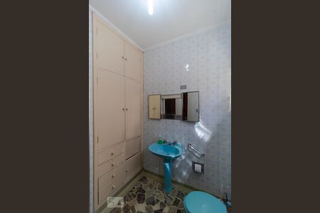 Casa à venda com 193m², 4 quartos e 5 vagasBanheiro