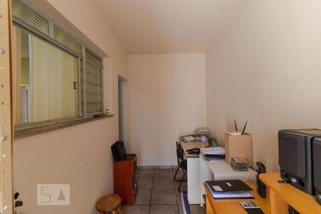 Casa à venda com 193m², 4 quartos e 5 vagasEscritório