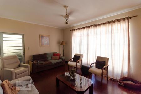 Sala de TV de casa à venda com 4 quartos, 193m² em Jardim Chapadão, Campinas