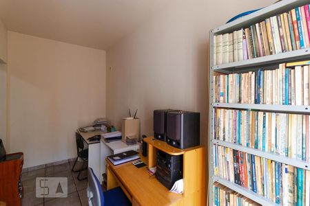 Casa à venda com 193m², 4 quartos e 5 vagasEscritório