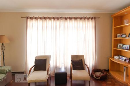 Sala de TV de casa à venda com 4 quartos, 193m² em Jardim Chapadão, Campinas