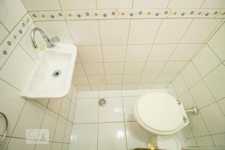 Lavabo de apartamento para alugar com 3 quartos, 68m² em Ipiranga, São Paulo