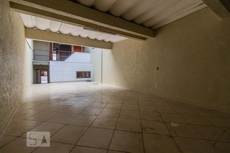 Casa à venda com 227m², 3 quartos e 4 vagasGaragem